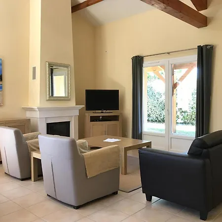 Holiday home Spacious With Garden And Pool