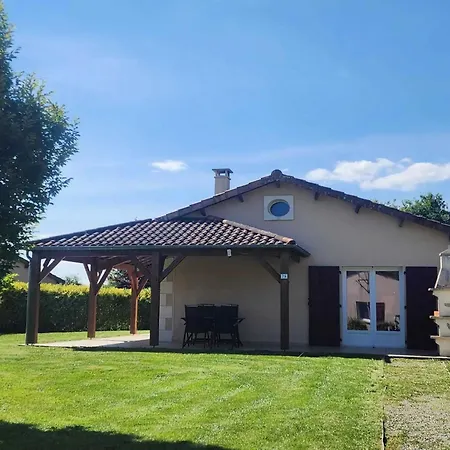 Holiday home Spacious With Garden And Pool