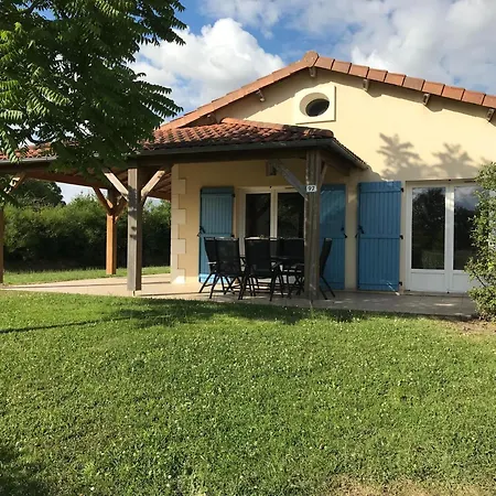 Spacious With Garden And Pool * Les Forges (Deux-Sevres)