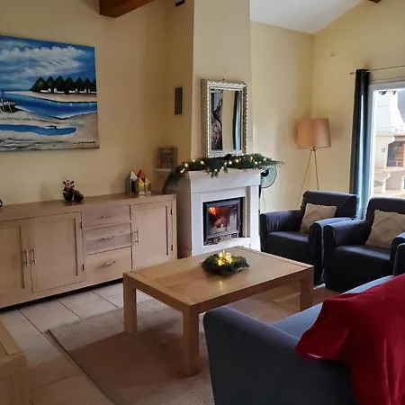 Spacious With Garden And Pool