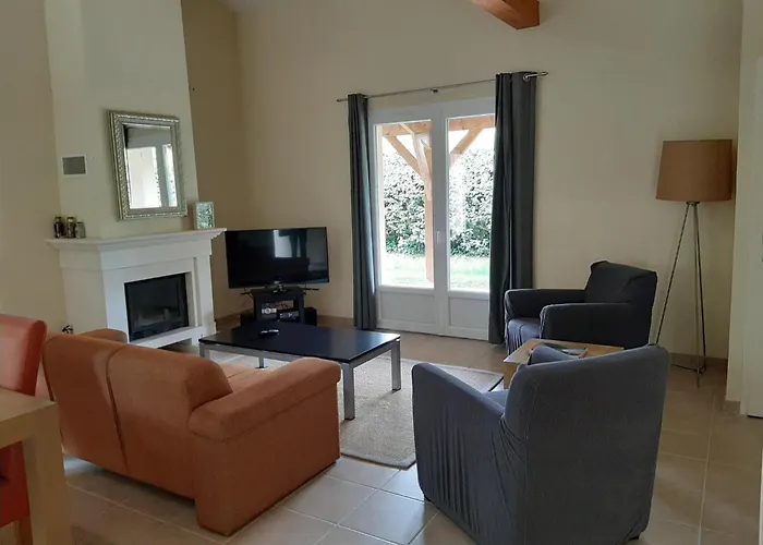 Spacious With Garden And Pool Les Forges (Deux-Sevres)