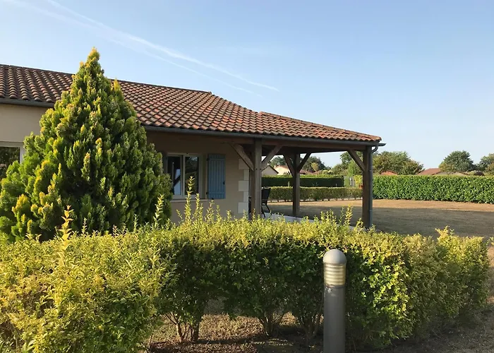 Spacious With Garden And Pool * Les Forges (Deux-Sevres)